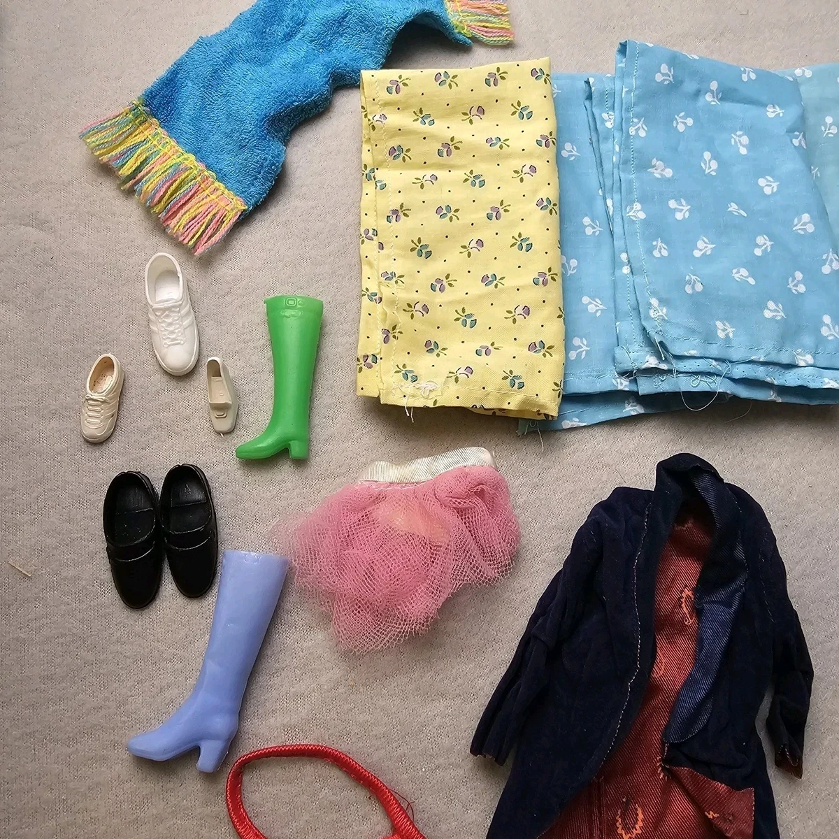 Barbie Vintage 80's Dolls Fashion Mattel Accessories Shoes bag clothes 54 Items