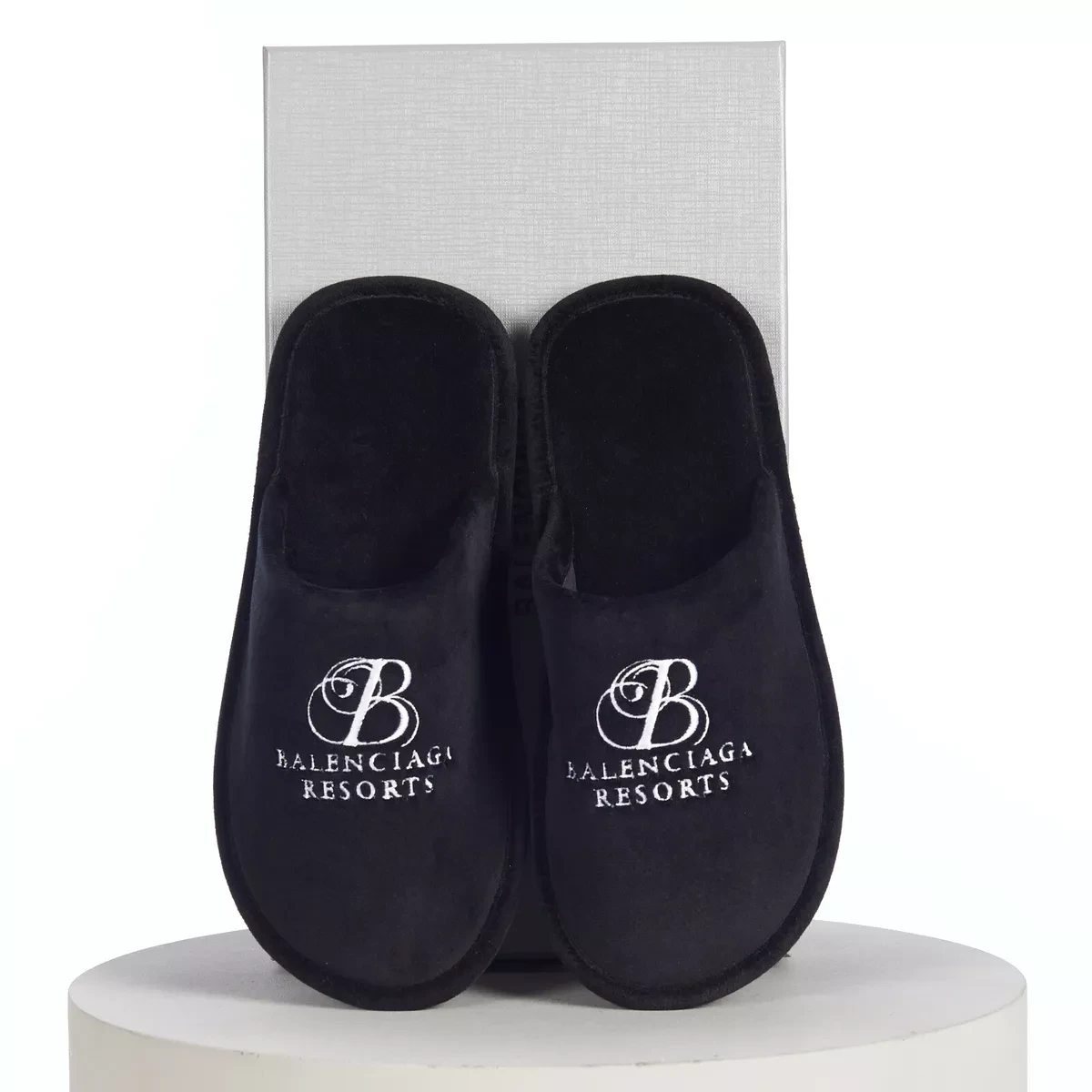 BALENCIAGA 550$ Resort Slippers - Logo Embroidery, Velours, Soft Mules