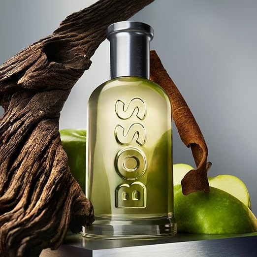 Hugo Boss Bottled Eau de Toilette – Woody Men's Cologne – With Notes of Apple, Cinnamon & Wood – Long Lasting Fragrance